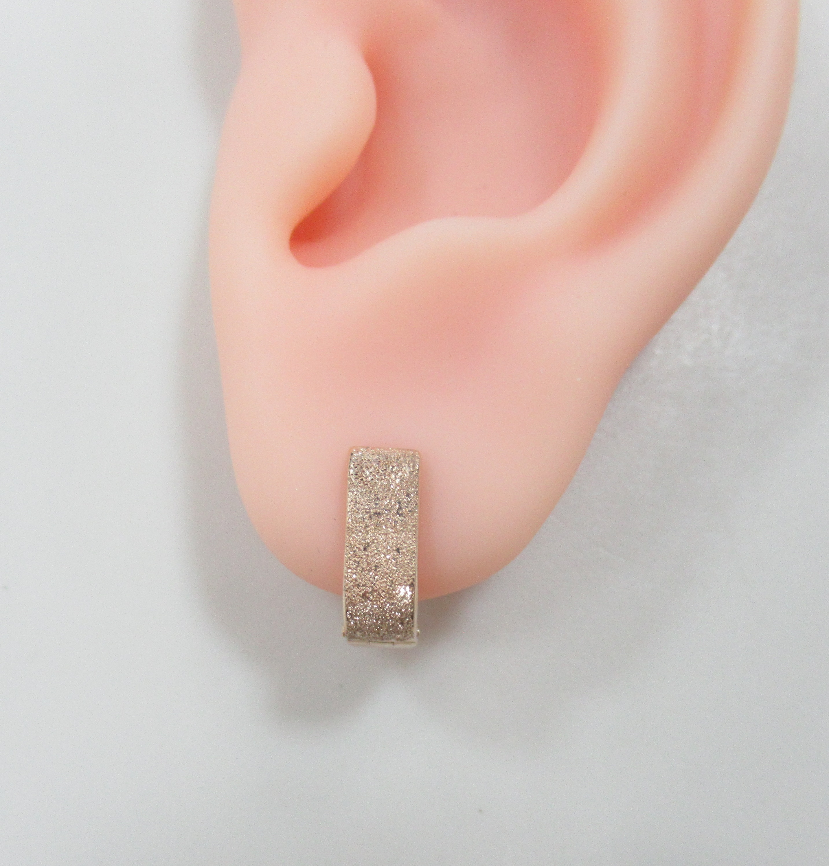 10519-000637 Серьги (Au 585)